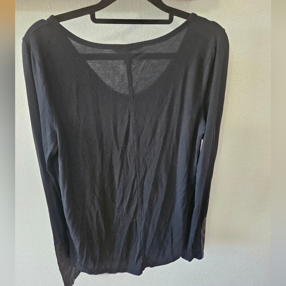 Banana Republic Black top with faux leather 4/$20 - Picture 3 of 7